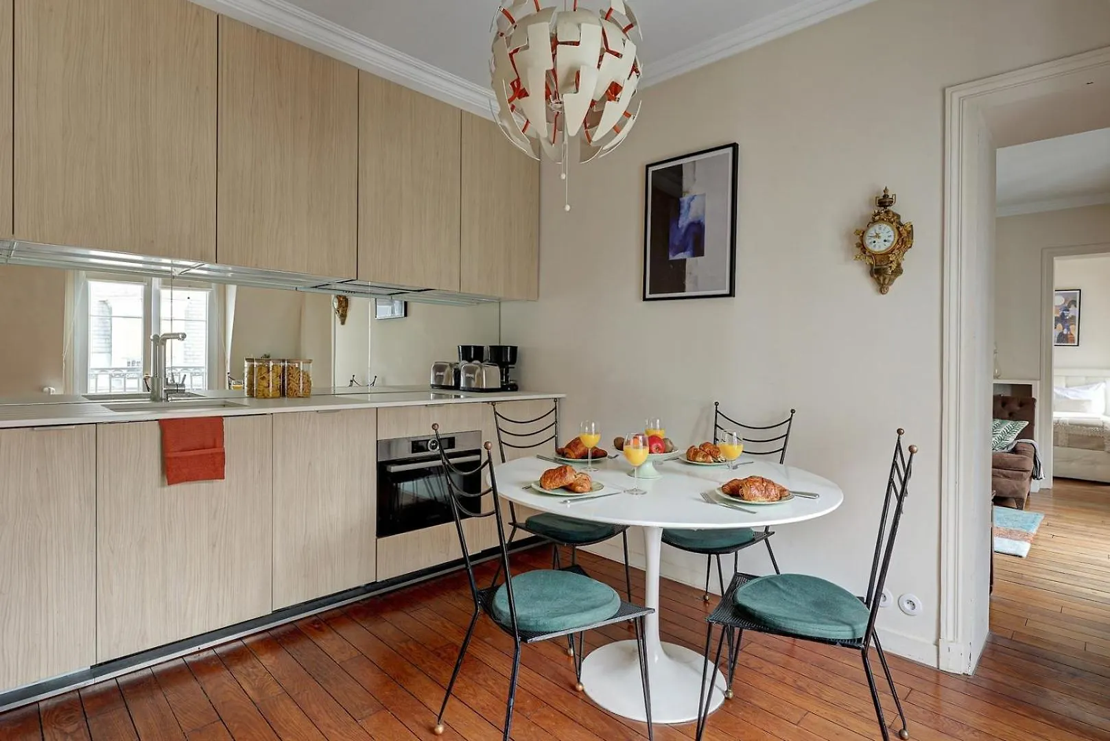 Ferienwohnung Bnbnook - Elegant 1Br Near The Louvre And Odeon Paris Apartment